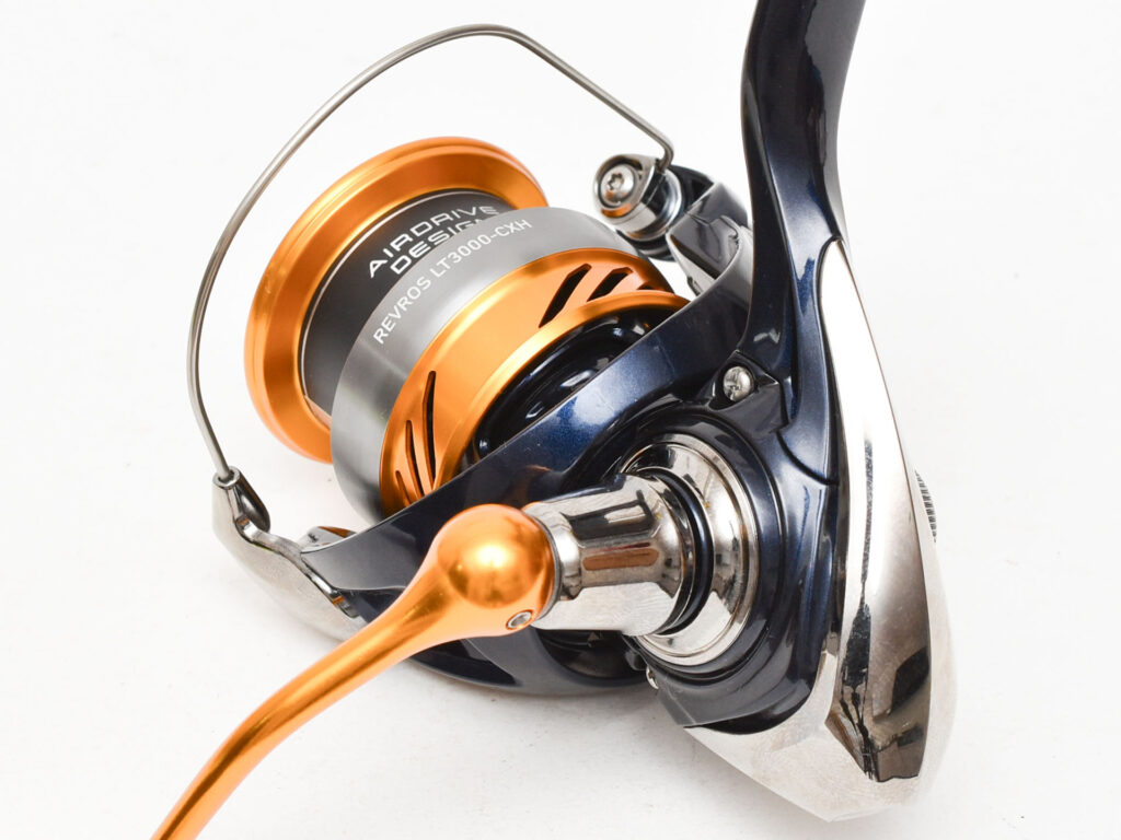 Daiwa Revros LT スピニングリール 3000-C