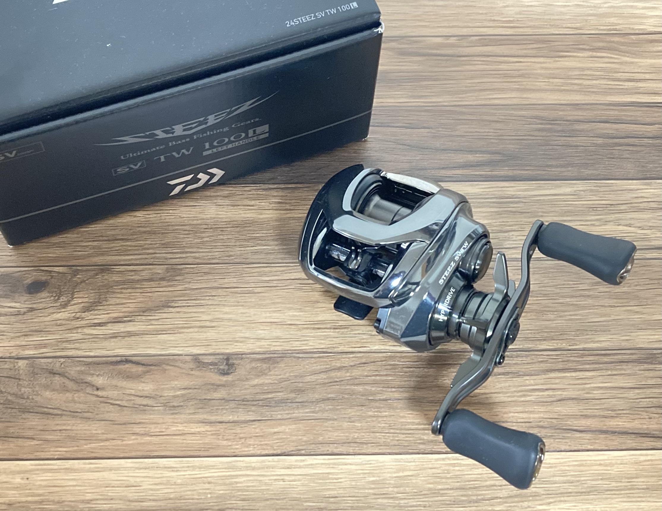 t*o様 KTFカスタム済 使用1回24スティーズSV TW 100H 24スティーズSV TWをリールカスタムしたいけど。。。｜トモの釣り旅！